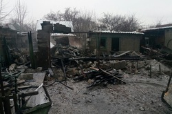 Зруйнований будинок у Мар'їнці