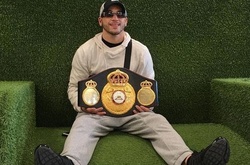 Офіційно: Ломаченко проведе бій з чемпіоном WBA