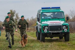 На кордоні із Росією службовий пес знайшов наркотики у качці