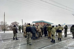 Через блокування на Донбасі поліцейських піднято по тривозі