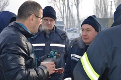 Обстріл Авдіївки: поранений співробітник ДСНС живий, але у тяжкому стані