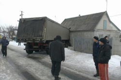 Вантажівка з гречкою протаранила будинок на Дніпропетровщині