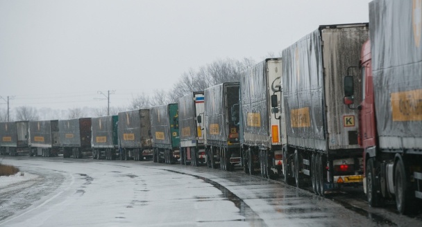 ОБСЄ на Луганщині зафіксувала рух понад 70 вантажівок бойовиків 