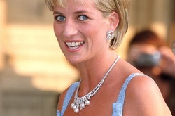 Украинская пара выставила на торги бриллиантовое колье принцессы Дианы