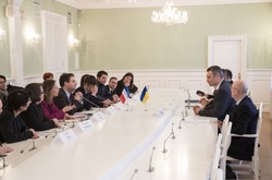 Кличко зустрівся з послом Франції та держсекретарем МЗС 