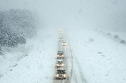 На шляхах України діють обмеження щодо руху транспорту