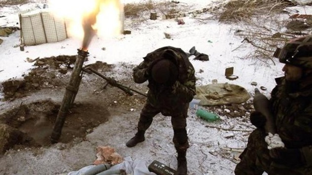 Бойовики обстрілюють Курдюмівку, загинув підліток