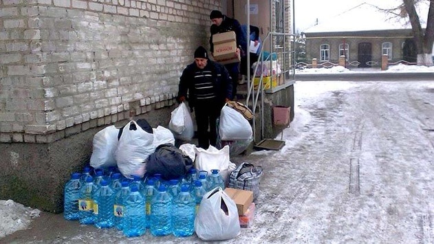 Жебрівський: за тиждень українці зібрали 40 вантажівок гуманітарної допомоги