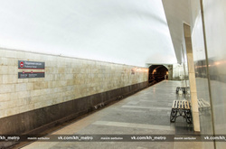 У харківській підземці жінка стрибнула під потяг, водій встиг загальмувати