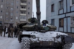 В українських бійців під Авдіївкою влучив танковий снаряд