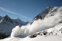 Рятувальники попереджають про значну лавинну небезпеку в горах