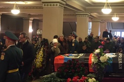 Прощання з бойовиком Гіві