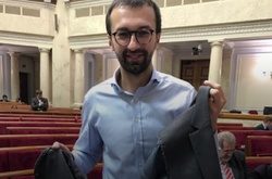 Лещенко про порваний піджак: він був вітчизняного виробництва