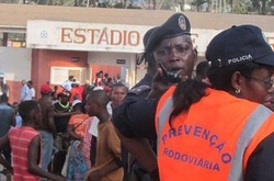 В Анголі через тисняву на футбольному стадіоні загинуло 17 людей