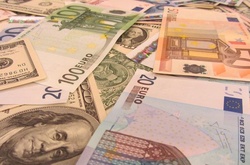 Найвища мінімальна місячна зарплата в ЄС майже вдесятеро перевищує найнижчу