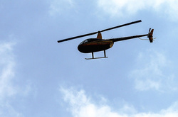 На російському Алтаї вертоліт з екскурсією впав у озеро