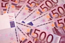 Австрієць випадково знайшов в підвалі нової квартири 270 тисяч євро