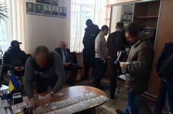 Столичні поліцейські привласнили 10 млн гривень премій своїх колег