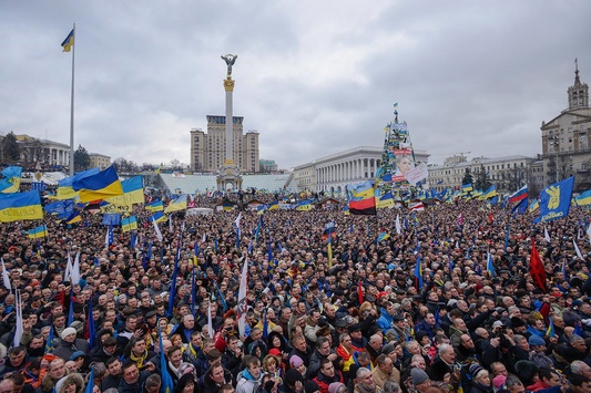 Більше ніж третина українців вважає, що у Києві взимку 2014 року відбувся збройний переворот