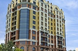 Дружина екс-нардепа «Народного фронту» отримала квартири в центрі столиці – ЗМІ