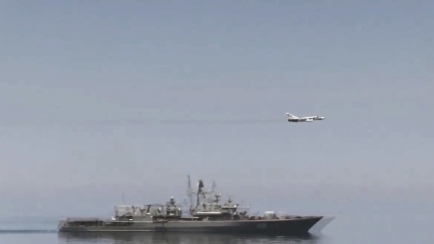 Російські літаки наблизилися до есмінця США в Чорному морі
