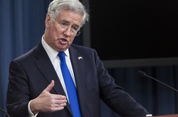 Міністр оборони Британії звинуватив Росію в спробах дестабілізувати Захід