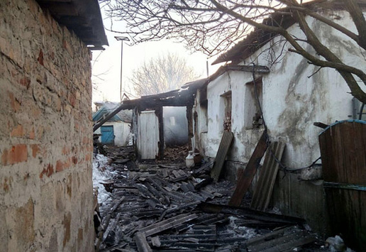 Бойовики знов обстріляли Авдіївку: пошкоджено вісім будинків