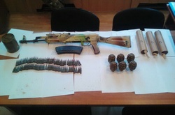 СБУ виявила схованку зі зброєю в Широкиному