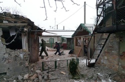 Обстріл Авдіївки: під завалами будинку може перебувати жінка