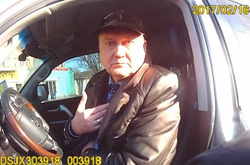 Миколаївські патрульні затримали п’яного депутата облради, який намагався відкупитися