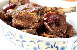 На Київщині чоловік вдавився шматком м’яса