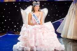 Девушка в инвалидном кресле впервые стала участницей конкурса «Мисс мира»