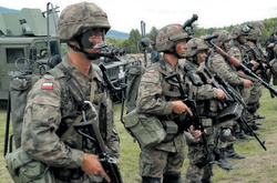 Польща збільшила свою армію на 10 тисяч військових