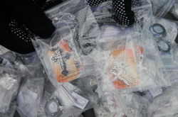 Прикордонники затримали партію срібних прикрас на понад півмільйона гривень