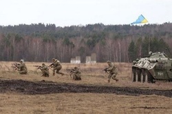 Навчання на військовому полігоні