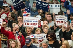 Прихильники Трампа збираються провести в березні провладний марш