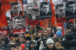 «Марш пам'яті Бориса Нємцова» в Москві зібрав близько 10 тис. чоловік