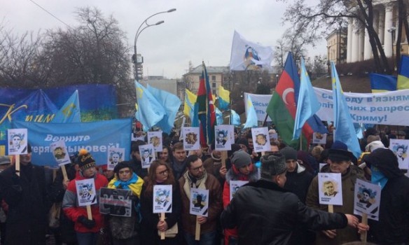 День спротиву Криму російській окупації: марш у Києві завершився