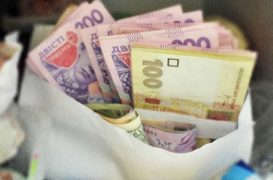 Злочевський, Ахметов, Коломойський платять до бюджету більше за всіх – журнал «Бізнес»