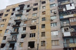 Зруйнований будинок в Авдіївці