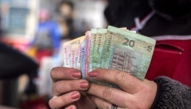 В Україні «мінімалка» зросла, а реальна зарплата впала 