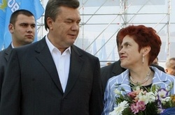 У Януковича спростували повідомлення про розлучення з дружиною