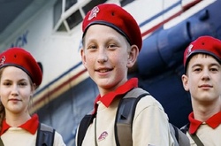 Путін'югенд. Як дітей Росії вчать захоплюватися президентом