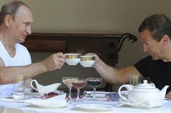 У Путіна відреагували на таємну нерухомість Медведєва