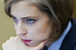 Екс-прокурор Няша похвалилась: в Криму замироточив бюст царя Миколи ІІ