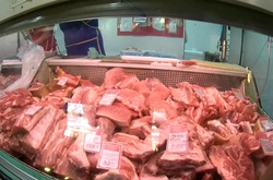 Дорогі продукти на радість чиновникам в окупованому Криму