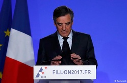 В будинку кандидата у президенти Франції Фійона пройшли обшуки