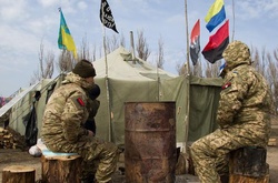 Учасники блокади на Донбасі