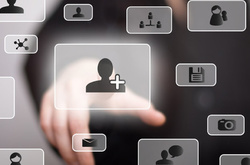 У мерії визначають відповідальних за 27 електронних петицій