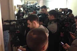 З суду, де обирають запобіжний захід Насірову, терміново евакуюють людей